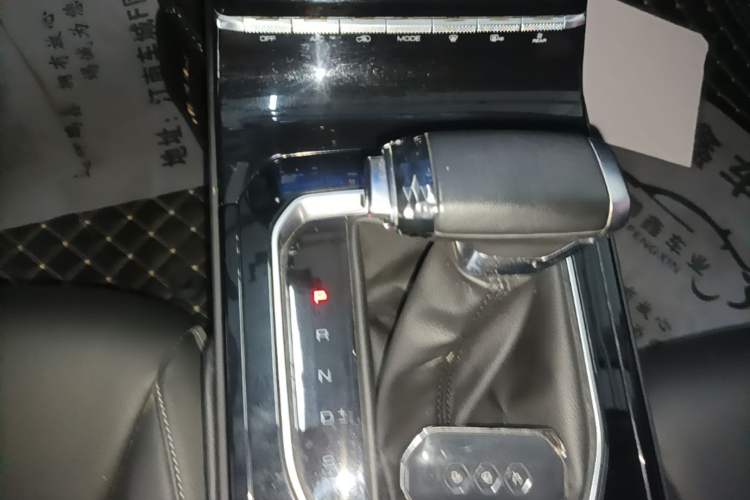 Used Wuling Victory 2020 1.5T CVT Luxury Model Gear Lever