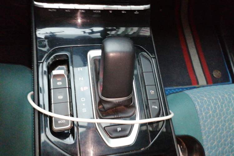 Used Wuling Victory 2020 1.5T CVT Flagship Edition Gear Lever