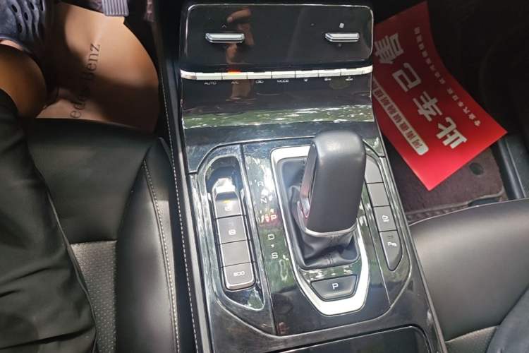Used Wuling Victory 2020 1.5T CVT Flagship Edition Gear Lever