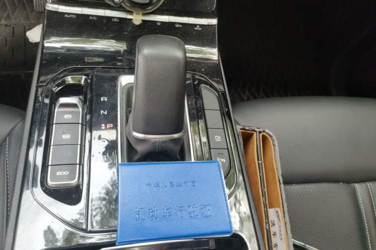 Used Wuling Victory 2020 1.5T CVT Flagship Edition Gear Lever