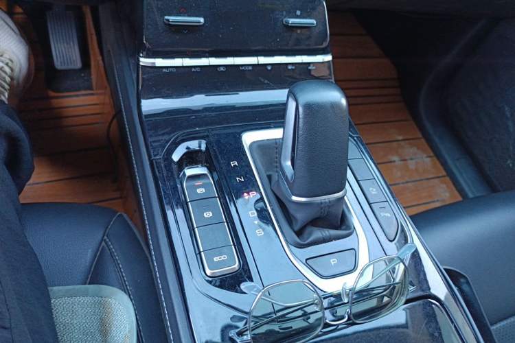 Used Wuling Victory 2020 1.5T CVT Flagship Edition Gear Lever