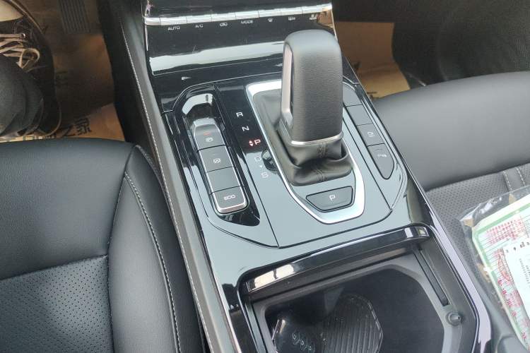 Used Wuling Victory 2020 1.5T CVT Flagship Edition Gear Lever