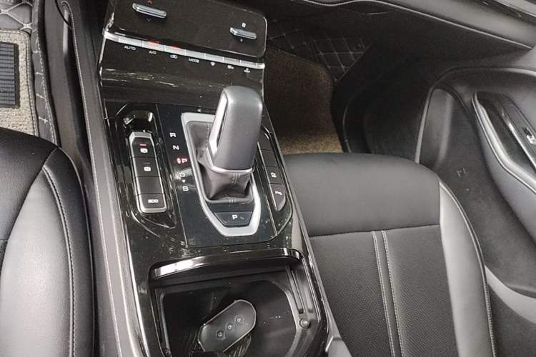 Used Wuling Victory 2020 1.5T CVT Flagship Edition Gear Lever