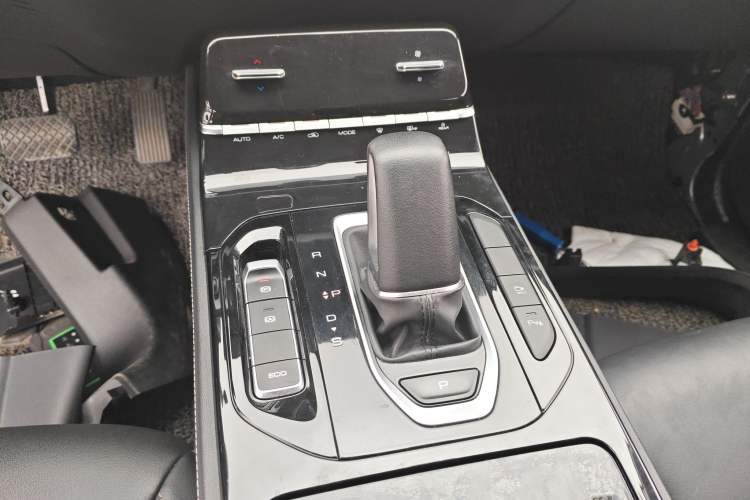 Used Wuling Victory 2020 1.5T CVT Flagship Edition Gear Lever