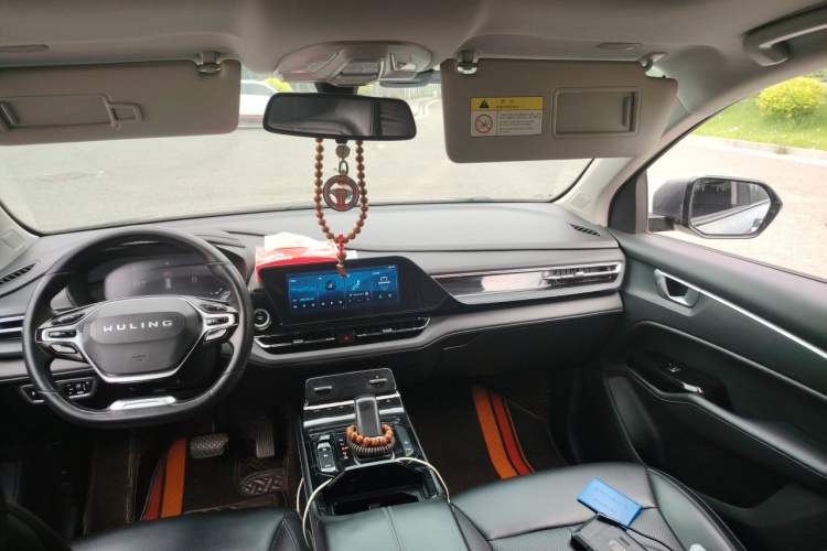 Used Wuling Victory 2020 1.5T CVT Flagship Edition Headliner