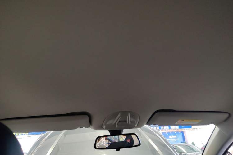 Used Wuling Victory 2020 1.5T CVT Luxury Model Headliner