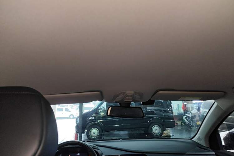 Used Wuling Victory 2020 1.5T CVT Luxury Model Headliner