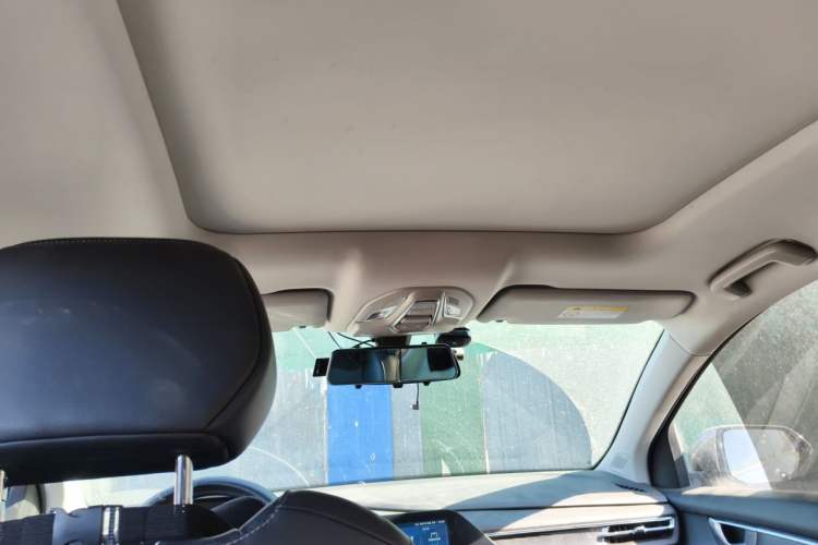 Used Wuling Victory 2020 1.5T CVT Flagship Edition Headliner