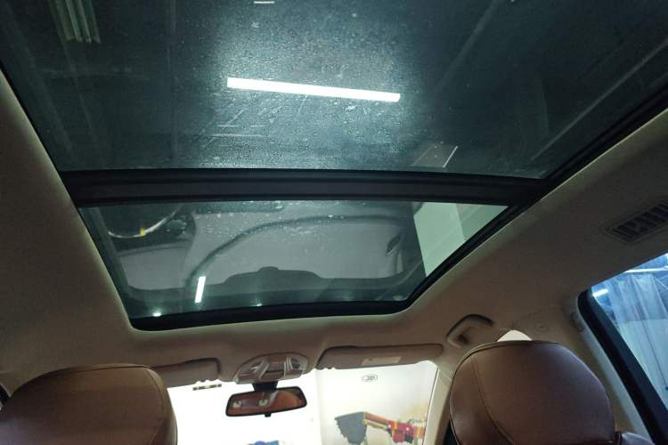 Used Wuling Victory 2020 1.5T CVT Flagship Edition Headliner