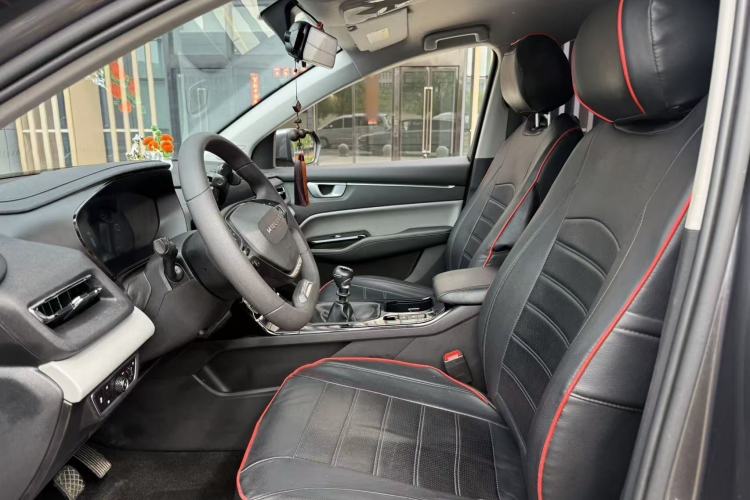 Used Wuling Victory 2020 1.5T Manual Elite Edition Interior 1