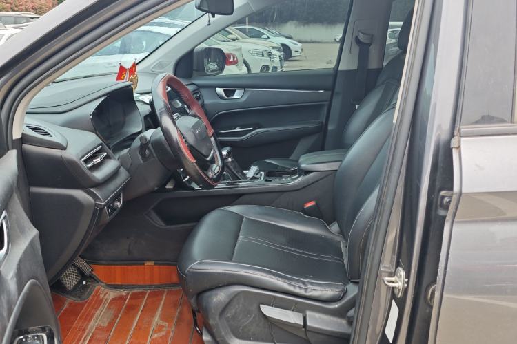 Used Wuling Victory 2020 1.5T CVT Luxury Model Interior 1