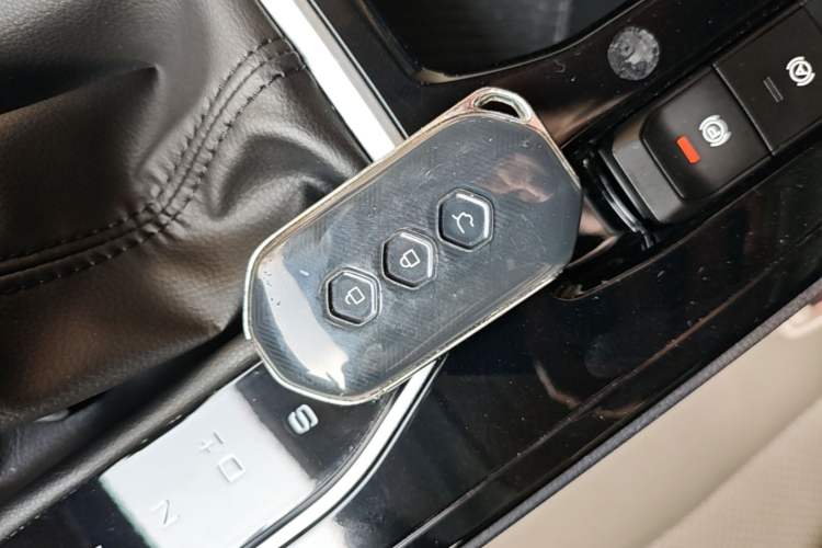 Used Wuling Victory 2020 1.5T CVT Luxury Model Interior 1