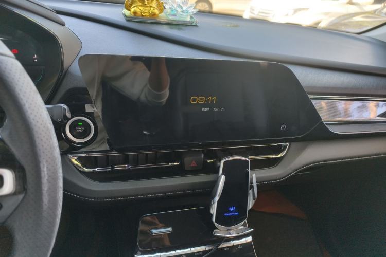 Used Wuling Victory 2020 1.5T CVT Flagship Edition Interior 2