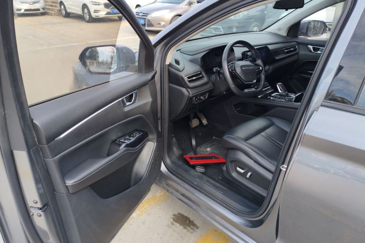 Used Wuling Victory 2020 1.5T CVT Flagship Edition Interior 3