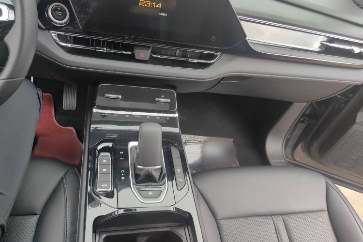 Used Wuling Victory 2020 1.5T CVT Flagship Edition Interior 3