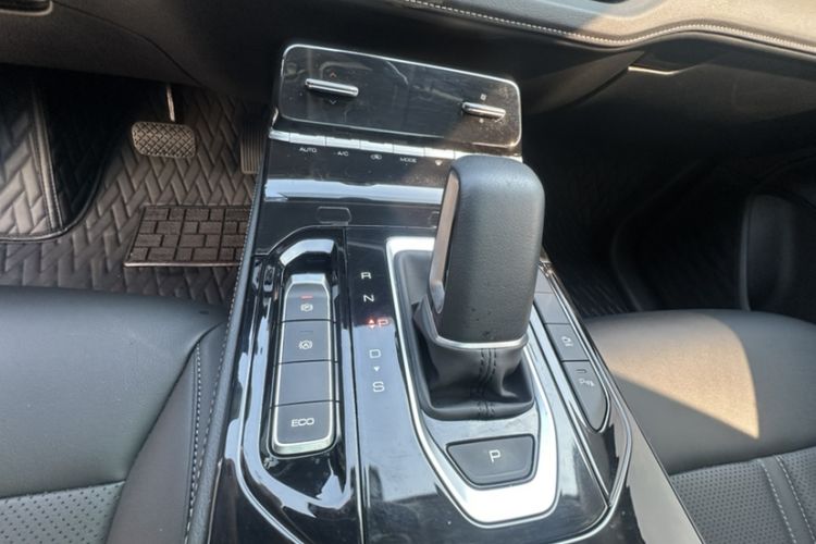 Used Wuling Victory 2020 1.5T CVT Flagship Edition Interior 7