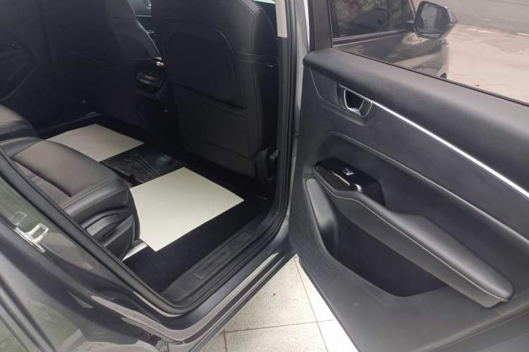 Used Wuling Victory 2020 1.5T CVT Flagship Edition Interior 9
