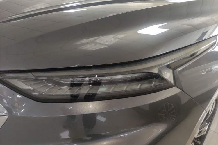 Used Wuling Victory 2020 1.5T CVT Flagship Edition Left Front Headlight