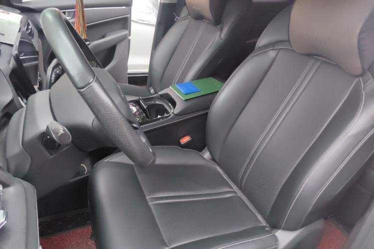 Used Wuling Victory 2020 1.5T CVT Flagship Edition Left Front Seat