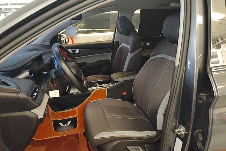 Used Wuling Victory 2020 1.5T CVT Elite Model Left Front Seat