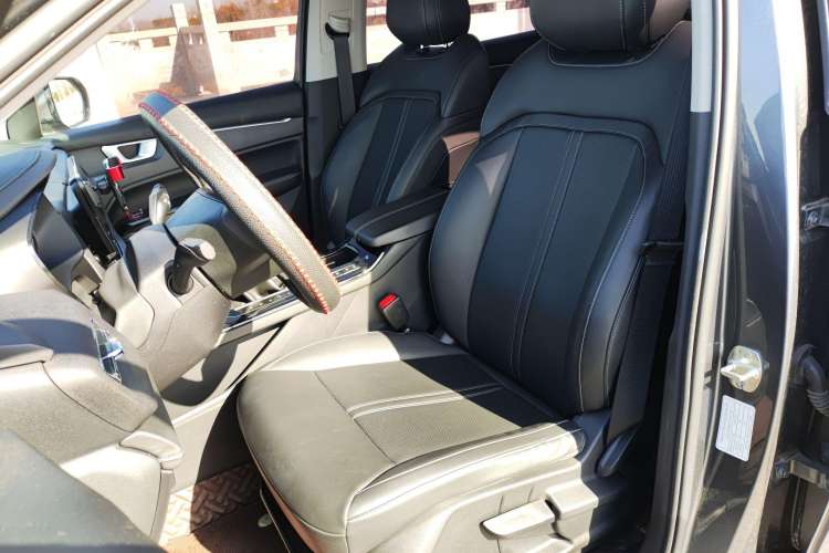 Used Wuling Victory 2020 1.5T CVT Luxury Model Left Front Seat