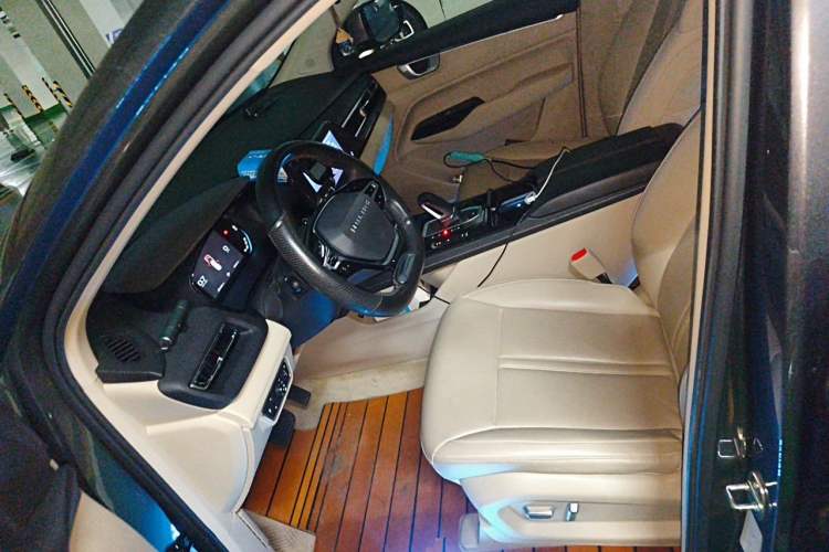 Used Wuling Victory 2020 1.5T CVT Flagship First-Class Model Left Front Seat