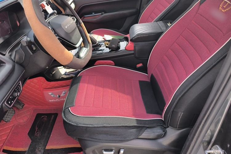 Used Wuling Victory 2020 1.5T CVT Flagship Edition Left Front Seat