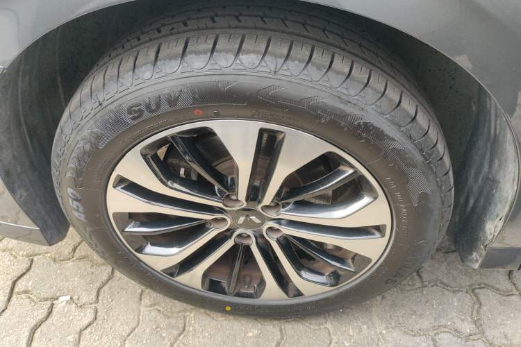 Used Wuling Victory 2020 1.5T CVT Flagship Edition Left Front Wheel Hub