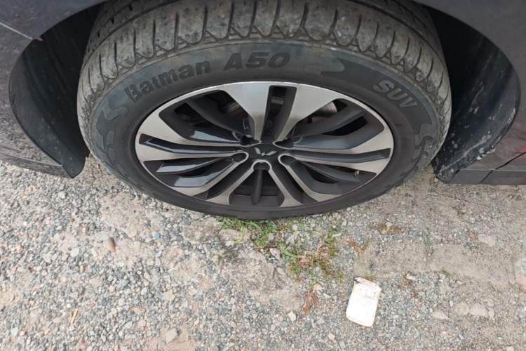 Used Wuling Victory 2020 1.5T CVT Flagship Edition Left Front Wheel Hub