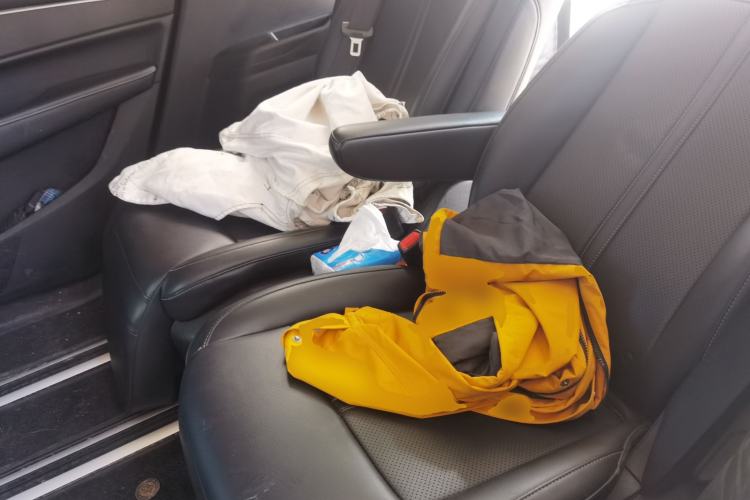 Used Wuling Victory 2020 1.5T CVT Flagship Edition Left Rear Seat