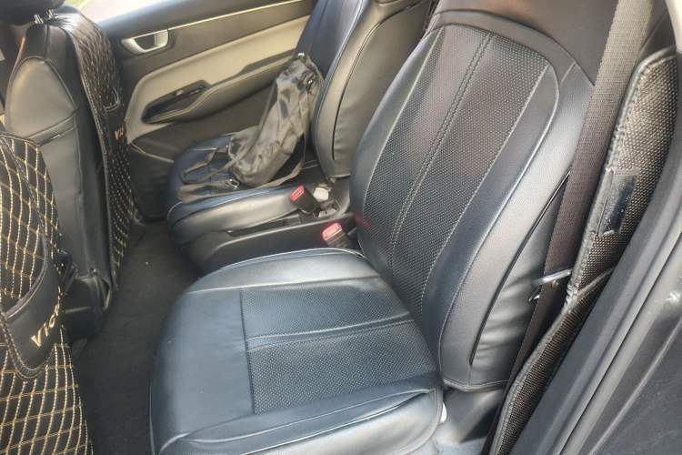 Used Wuling Victory 2020 1.5T Manual Elite Edition Left Rear Seat