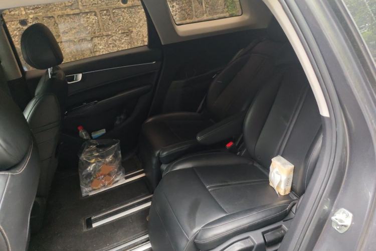 Used Wuling Victory 2020 1.5T CVT Flagship Edition Left Rear Seat