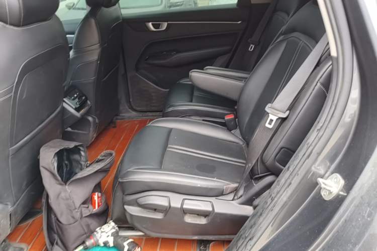 Used Wuling Victory 2020 1.5T CVT Luxury Model Left Rear Seat