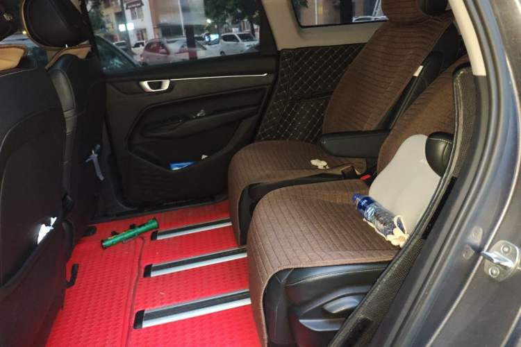 Used Wuling Victory 2020 1.5T CVT Flagship Edition Left Rear Seat