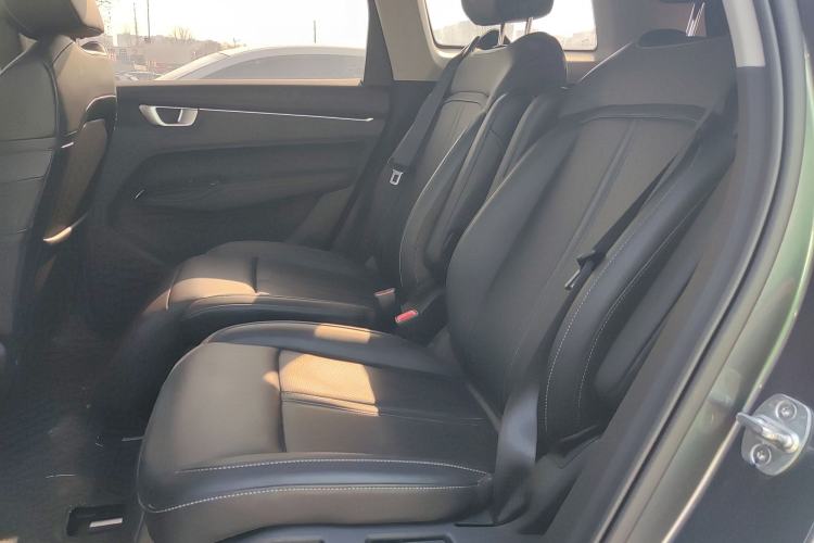 Used Wuling Victory 2020 1.5T CVT Flagship Edition Left Rear Seat