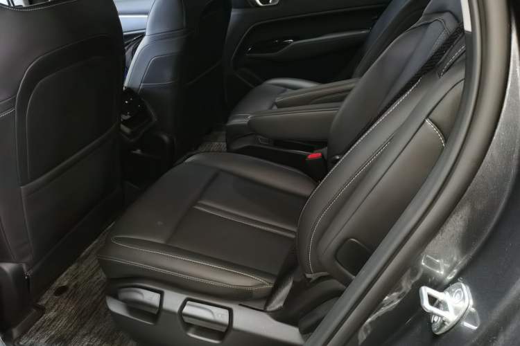 Used Wuling Victory 2020 1.5T CVT Flagship Edition Left Rear Seat