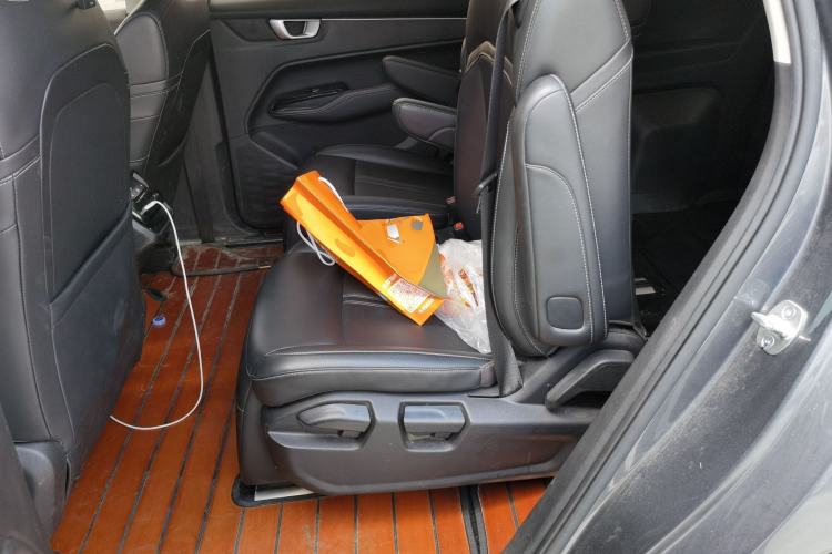 Used Wuling Victory 2020 1.5T CVT Flagship Edition Left Rear Seat