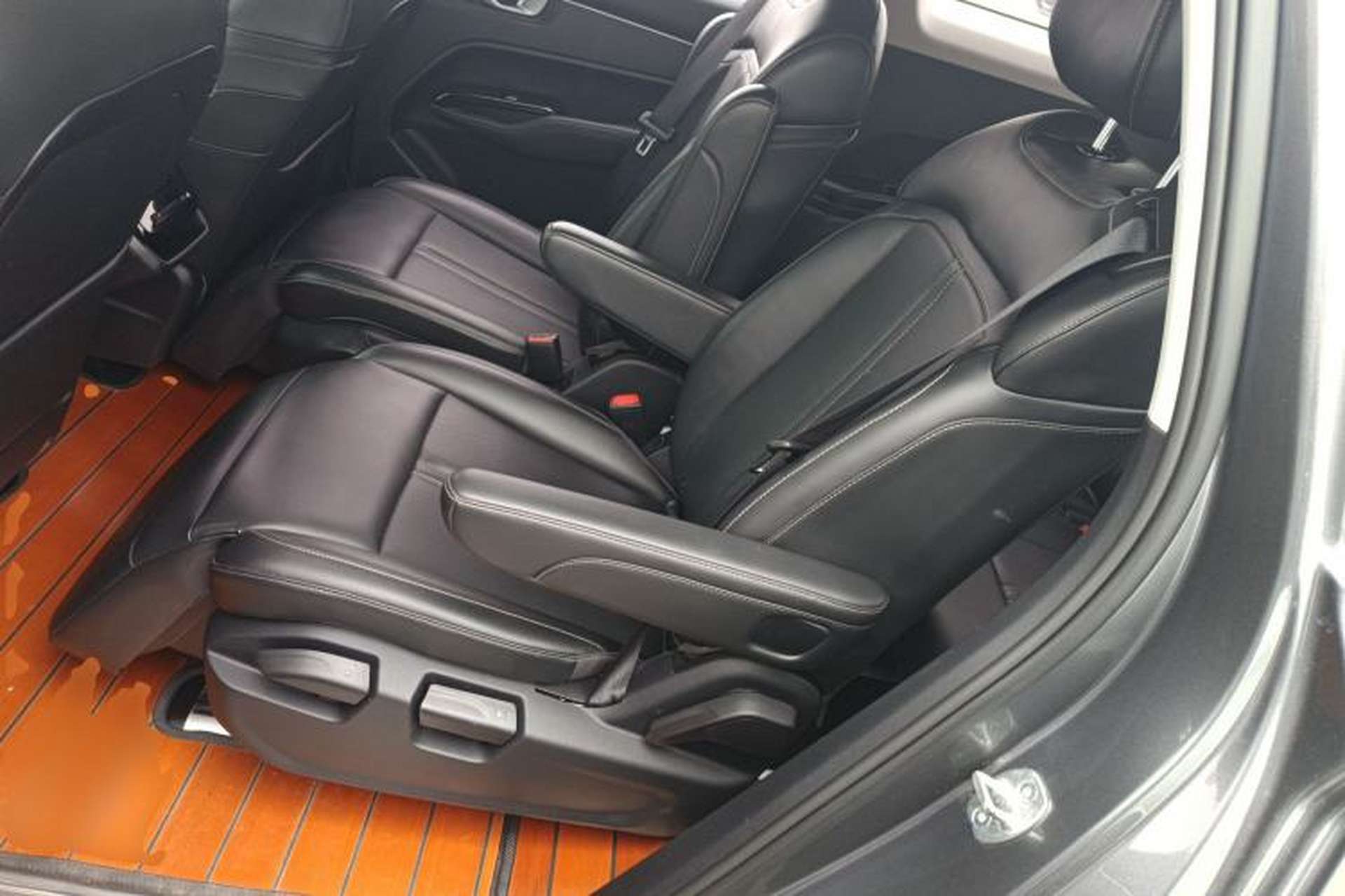 Used Wuling Victory 2020 1.5T CVT Flagship Edition Left Rear Seat