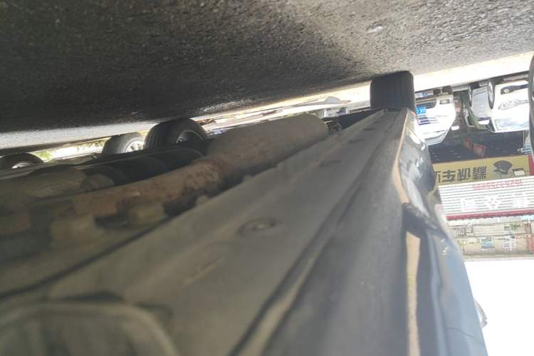 Used Wuling Victory 2020 1.5T CVT Flagship Edition Left Side Sill