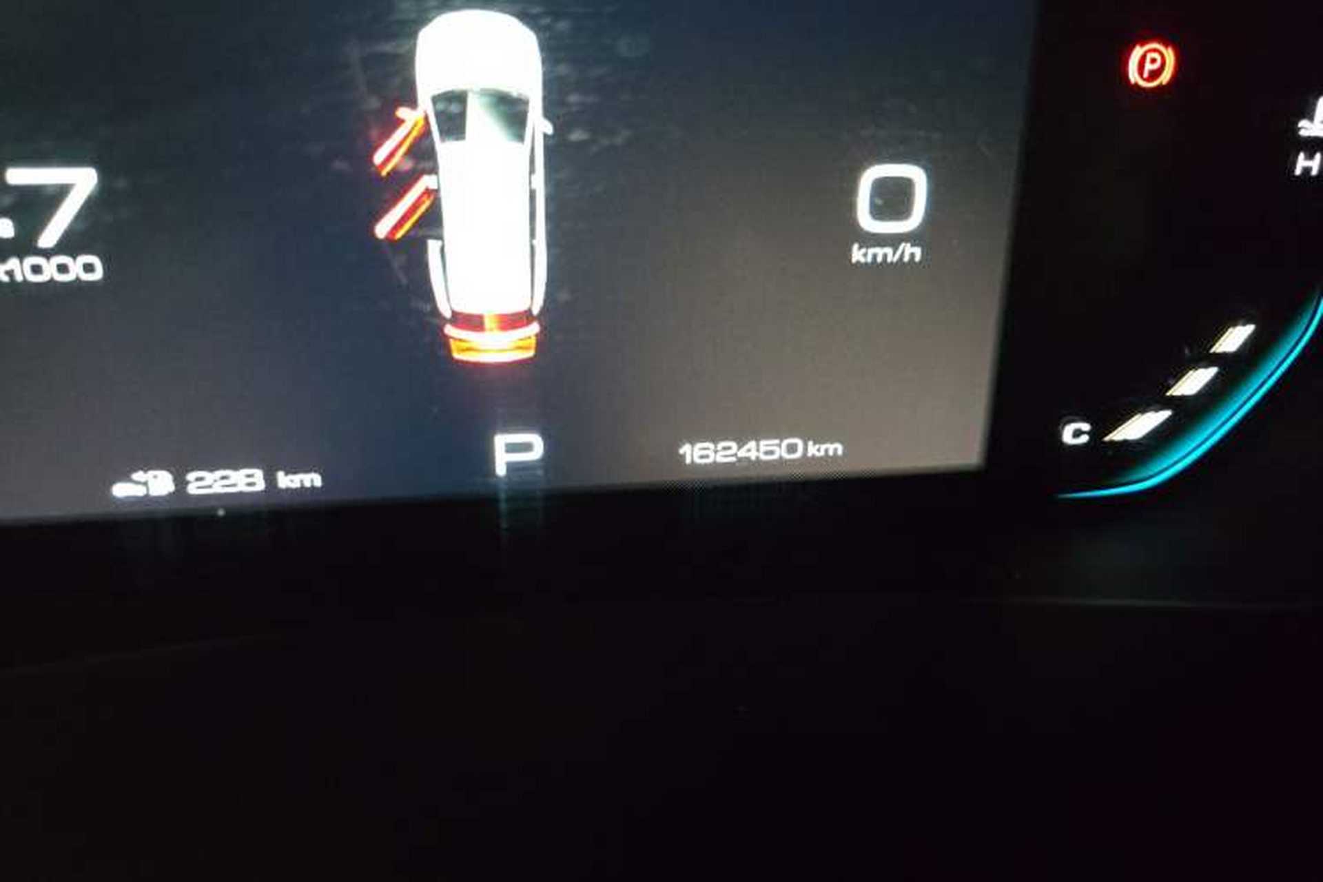 Used Wuling Victory 2020 1.5T CVT Luxury Model Odometer Close Up