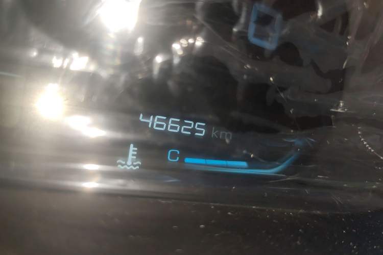 Used Wuling Victory 2020 1.5T Manual Elite Edition Odometer Close Up