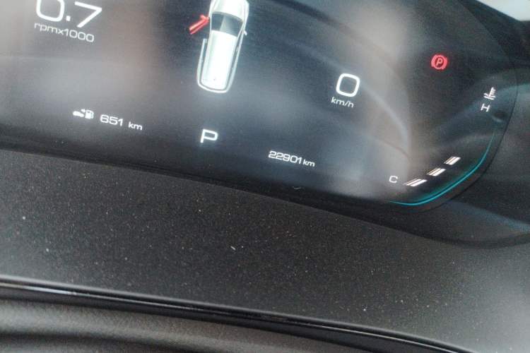Used Wuling Victory 2020 1.5T CVT Luxury Model Odometer Close Up