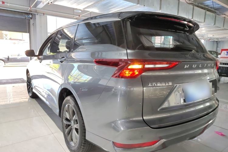 Used Wuling Victory 2020 1.5T CVT Luxury Model Rear Left 45 Deg