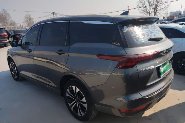 Used Wuling Victory 2020 1.5T CVT Flagship Edition Rear Left 45 Deg