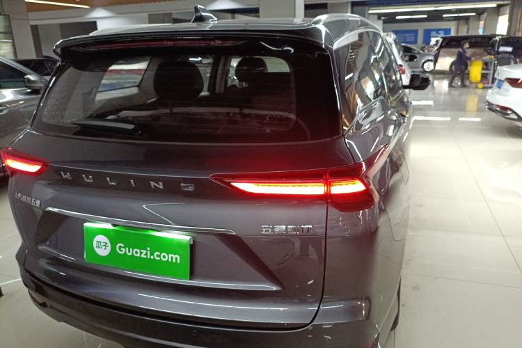 Used Wuling Victory 2020 1.5T CVT Flagship Edition Rear