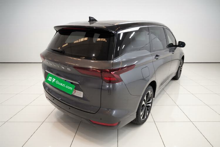 Used Wuling Victory 2020 1.5T CVT Flagship Edition Rear Right 45 Deg