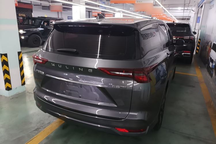 Used Wuling Victory 2020 1.5T CVT Luxury Model Rear Right 45 Deg