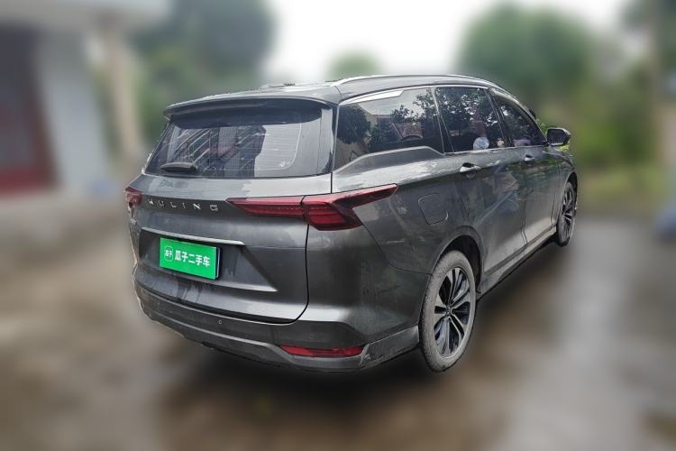 Used Wuling Victory 2020 1.5T CVT Flagship Edition Rear Right 45 Deg