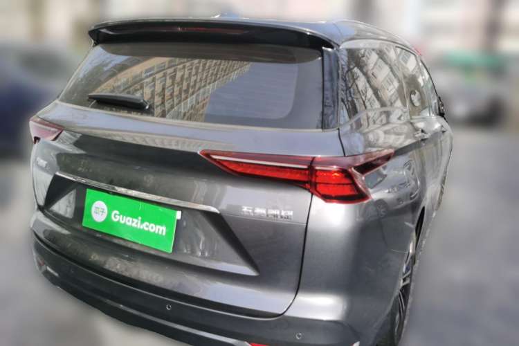 Used Wuling Victory 2020 1.5T CVT Flagship Edition Rear Right 45 Deg