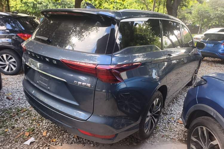 Used Wuling Victory 2020 1.5T CVT Flagship Edition Rear Right 45 Deg